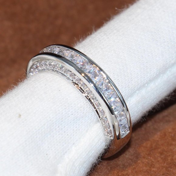 COPY - NEW 925 Silver Diamond 2PC Engagement Ring… - Picture 6 of 6